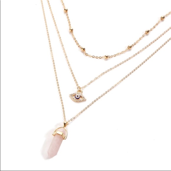 ✨ Triple layer necklace ✨ - Picture 2 of 5